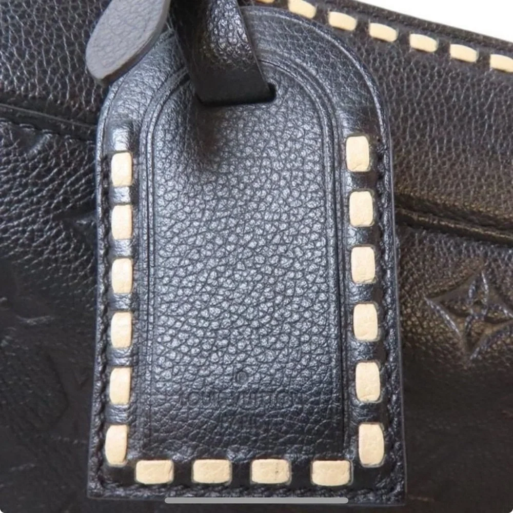 ✨💎 NWOT💎✨LOUIS VUITTON Vosges MM 2 way bag w/COA, Dustbag, GWP $6800 Retail - Picture 3 of 7